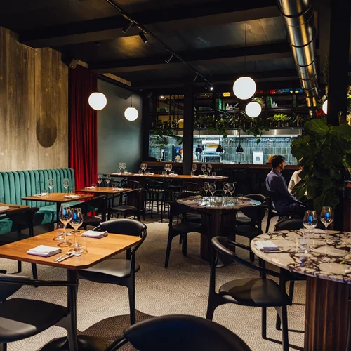 "Young dining" από την Ana Roš στο "Jaz"