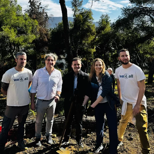 Μεγάλη δενδροφύτευση στον Λυκαβηττό: Αναζωογονείται ο πνεύμονας πρασίνου της Αθήνας