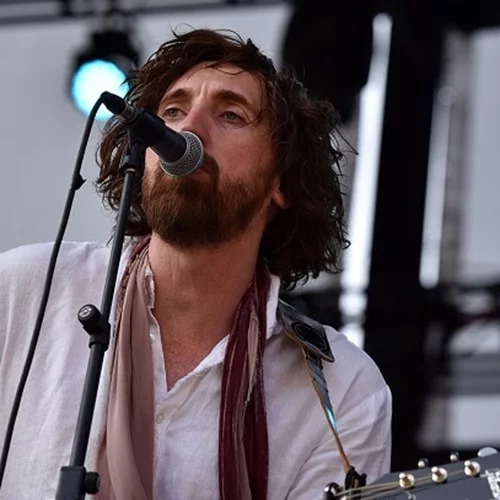 Jonathan Jeremiah: O "solitary man" μας ταξιδεύει στον μελωδικό του κόσμο