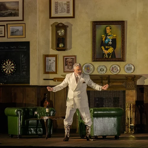 Η κωμική όπερα Φάλσταφ επιστρέφει για έξι παραστάσεις στην Εθνική Λυρική Σκηνή