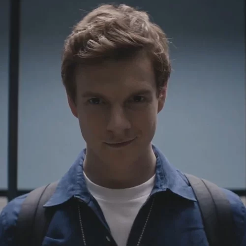 Το επίσημο τρέιλερ του "Dexter: Original Sin" είναι εδώ