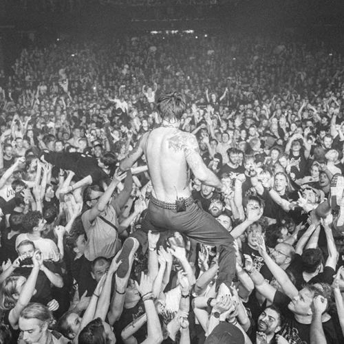 While She Sleeps: Οι ήρωες του βρετανικού metalcore στο Release Athens 2025