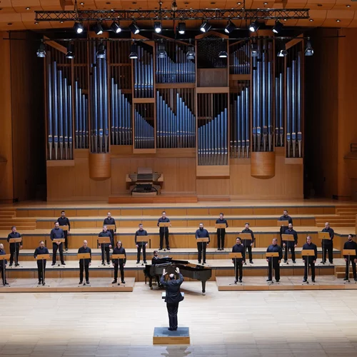 Α cappella χορωδιακή μουσική από το ΜεīZoΝ Ensemble