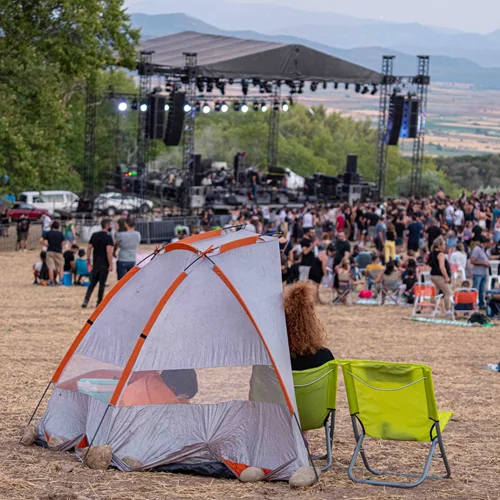 Η καρδιά της ελληνικής έντεχνης και εναλλακτικής μουσικής χτυπά στο 12ο Μουσικό Φεστιβάλ Ελάτειας