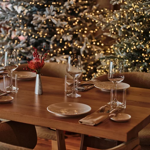 Λαμπερές γιορτές στο "Bungalow 7" στα Αστέρια Γλυφάδας