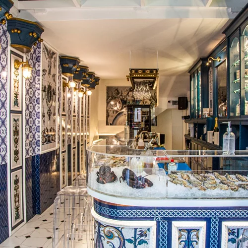 To "Blue Oyster" βάζει τα όστρακα στη μπάρα