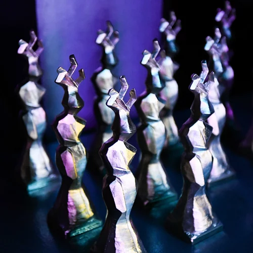 Τα 15α βραβεία Ίρις περιμένουν τις ταινίες σας