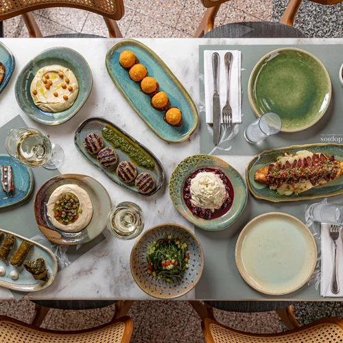 Ένας Dopios (και) στη Γλυφάδα