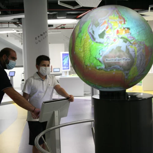 "Επιστημονικές περιπέτειες" στο Summer Camp του Ιδρύματος Ευγενίδου