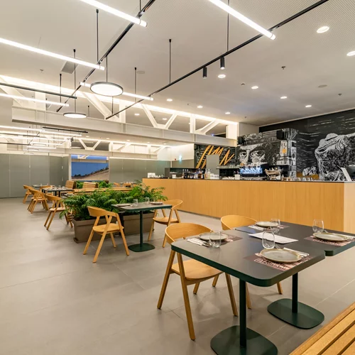 "1896": Πολιτισμός και ελληνικές γεύσεις στο Golden Hall