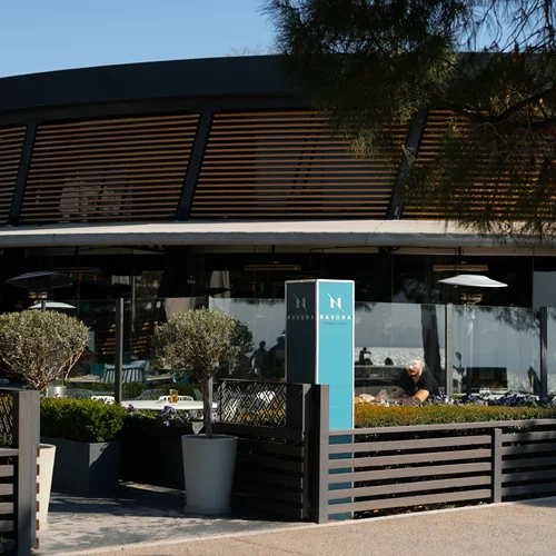 "Navona": Hearty Ιταλικές γεύσεις και κοκτέιλ έκπληξη με θαλασσινό φόντο