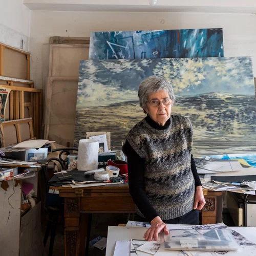 Η Αθήνα των συγγραφέων | Εύα Μπέη: "Όταν μέναμε στην Ομόνοια είχαμε κατσίκα και κότες. Σας ακούγεται παράξενο;"