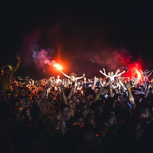 Τα μουσικά φεστιβάλ του καλοκαιριού που θα μας ταξιδέψουν