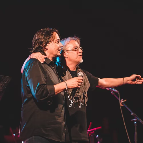 Ο Γιάννης Κότσιρας και ο Μίλτος Πασχαλίδης συναντιούνται στο "VOX"