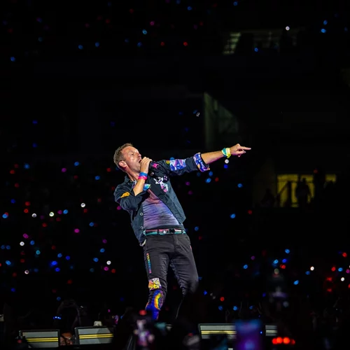 Coldplay στο ΟΑΚΑ: Άξιζε την αναμονή το μεγαλύτερο sold out του καλοκαιριού;