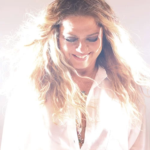 Φαληρικά 2025: Η Ελένη Τσαλιγοπούλου σε μια συναυλία με ελεύθερη είσοδο