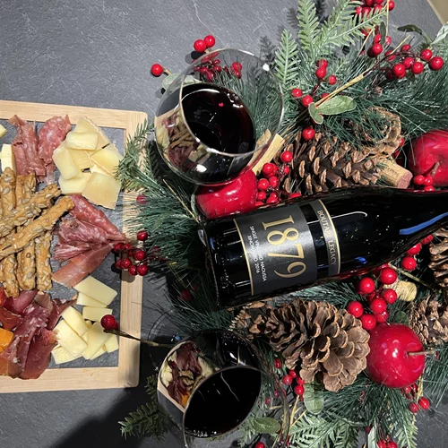 Το κρασί που μάς κρατάει ιδανική συντροφιά και μετά τις γιορτές!