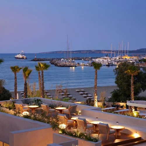 Το ξενοδοχείο "Avant Mar" στην Πάρο εγκαινιάζει τη φετινή τουριστική σεζόν με νέα projects και διεθνείς αφίξεις