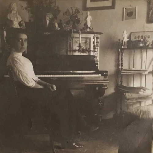 Μαθαίνουμε για την πιανίστα και συνθέτρια Μαρίκα Πρωίου-Γουναροπούλου στο αφιέρωμα "Marie Matin"