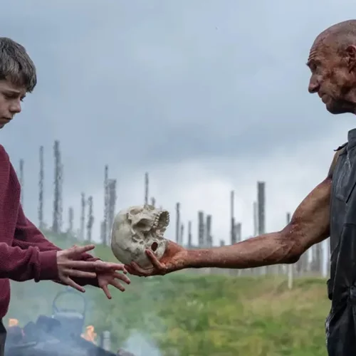 Το '28 Χρόνια Μετά: Ο Ναός των Οστών' και 5 πράγματα που πρέπει να γνωρίζεις για την ταινία