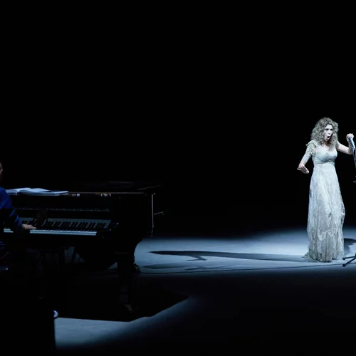 Μετά από sold out η "Κλυταιμνήστρα, μουσική δωματίου για ένα όργανο" επιστρέφει