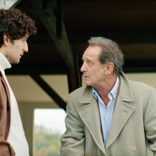 77ο Φεστιβάλ Καννών: Μια λαμπερή, θηλυκή και πολύ γαλλική έναρξη