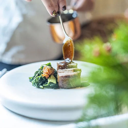 Γευστική απόδραση στα Δωδεκάνησα μέσω Γλυφάδας, με το εξαιρετικό 'Hellas'