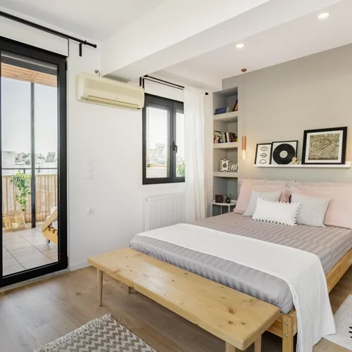 Airbnb: Oι ταξιδιωτικές τάσεις την άνοιξη στην Ελλάδα