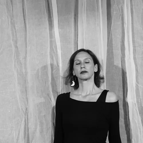 "Το θεώρημα του σχοινοβάτη": Μια περφόρμανς μεταξύ μουσικής και θεάτρου σκηνοθετεί ο Άρης Κακλέας