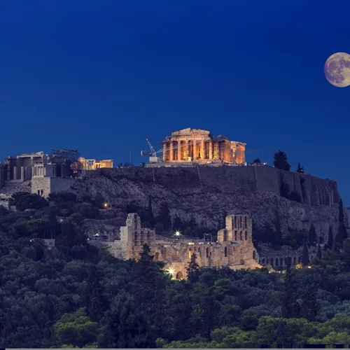 Πού θα απολαύσεις την Πανσέληνο του Οκτωβρίου στην Αθήνα