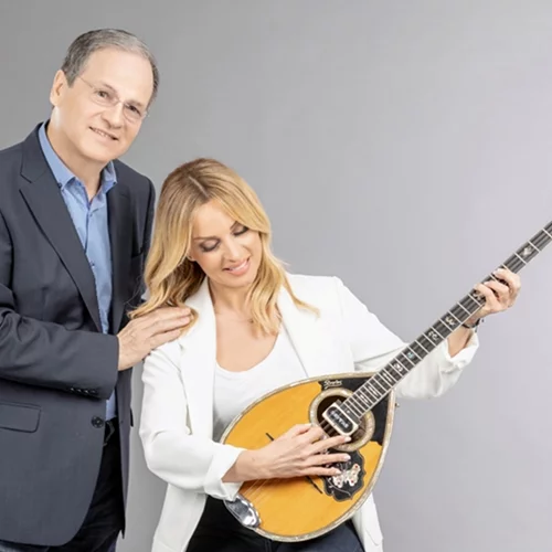 Η Πέγκυ Ζήνα συναντά τον Χρήστο Νικολόπουλο στο Βεάκειο