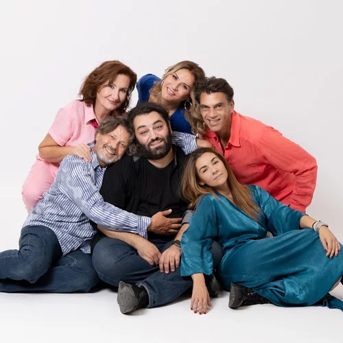 Μια "Άκρως συμπαντική" κωμωδία σε πανελλήνια πρώτη στο Σύγχρονο Θέατρο