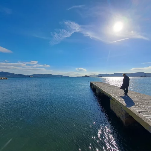 2023 Ελευσίς: ο Μιχαήλ Μαρμαρινός κάνει έναν πρώτο απολογισμό ξεναγώντας μας στα έργα στο δημόσιο χώρο