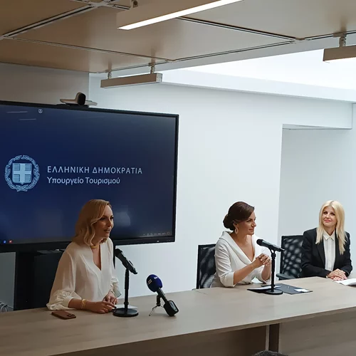 Όλγα Κεφαλογιάννη: "Κεντρικός στόχος για την επόμενη δεκαετία είναι ισχυρός, ανταγωνιστικός, βιώσιμος τουρισμός"
