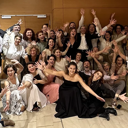 String Theory: 10 χρόνια αντισυμβατικής μουσικής και ανθρώπινης σύνδεσης