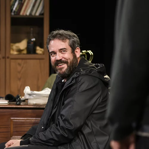 "Μια άλλη Θήβα" & "Αινιγματικές παραλλαγές" | Δύο δυνατά θεατρικά ντουέτα σε περιοδεία