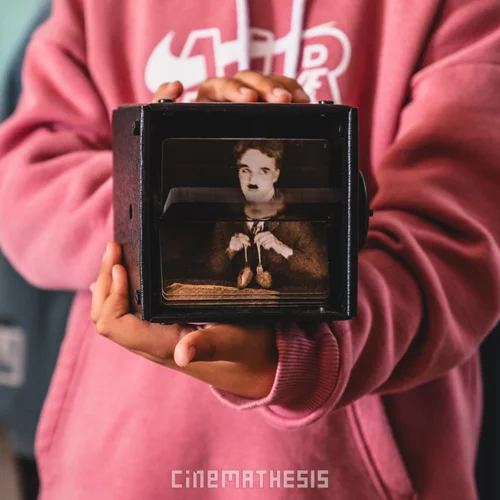 "Η Περιπέτεια του Σινεμά στα Μικρά Σχολεία": Μια περιοδική έκθεση με διαδραστικές προβολές και βιωματικά εργαστήρια