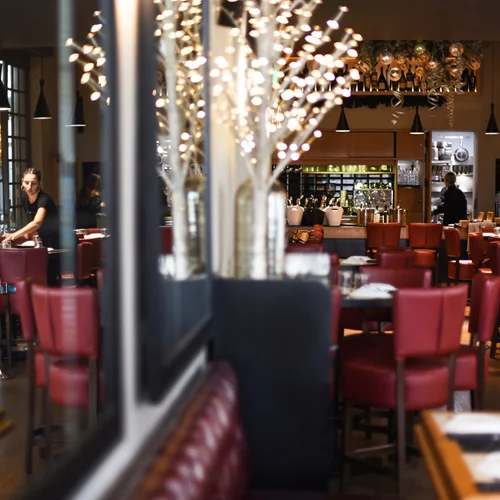 Το "By The Glass" κλείνει τα 11 και το γιορτάζει