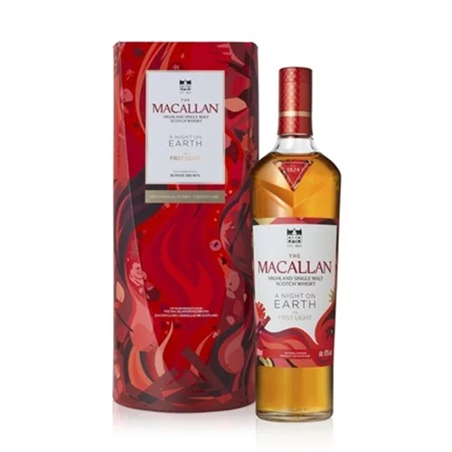 Το "A Night on Earth: The First Light" ουίσκι της The Macallan αποτελεί το ultimate δώρο για φέτος