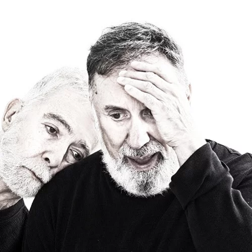 "Παραλλαγές πάπιας": Χιούμορ, μελαγχολία και οι μελωδίες της Δήμητρας Γαλάνη