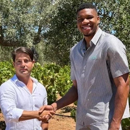 Οι επενδύσεις του Γιάννη Αντετοκούνμπο στην Ελλάδα