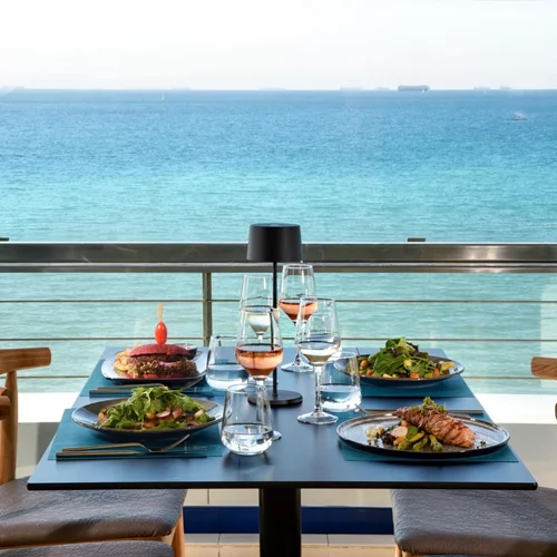 Brunch με θέα θάλασσα στο "Poseidon"