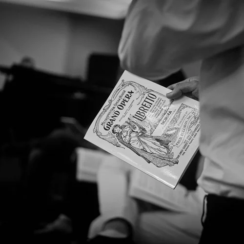 Αντίστροφη μέτρηση για τη "Νόρμα"