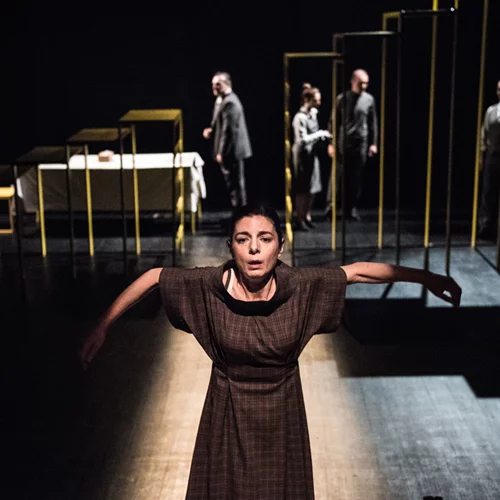 Δέσποινα Κούρτη: "Ας προσπαθήσει η γενιά μας να μην υπογράψει το τέλος του πολιτισμού"