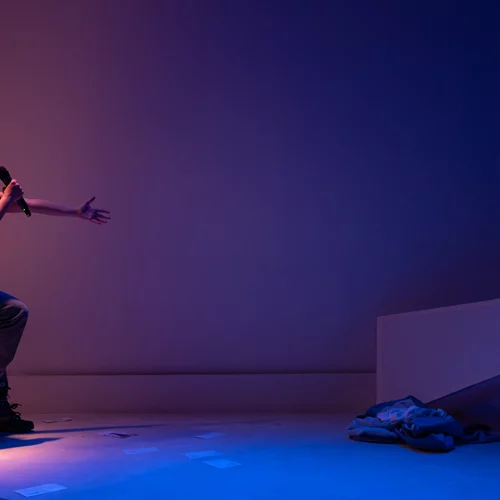 "Εκατό λέξεις για το χιόνι" βλέπουμε στο Θέατρο του Νέου Κόσμου