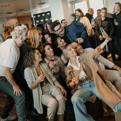 Πρεμιέρα για την Iconic Films με δύο νέες παραγωγές