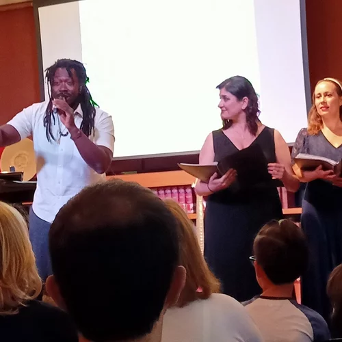 "Rap and Classic": Τολμηρή η ιδέα, αλλά χάθηκε στον δρόμο