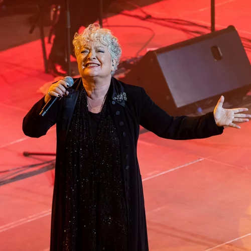 Αφιέρωμα στον Γιάννη Σπανό: Φτιάχτηκε με αγάπη, στάθηκε όμως μάλλον απογοητευτικό