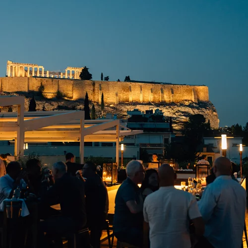 Αυτό ίσως είναι το μόνο spot που χρειάζεσαι να ξέρεις για πριν ή μετά το Ηρώδειο