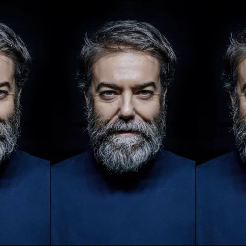 Γιάννης Καλαβριανός: "Αν κάνουμε θέατρο βασισμένο στην πιο "πιασάρικη" φωτογραφία, δεν με αφορά"